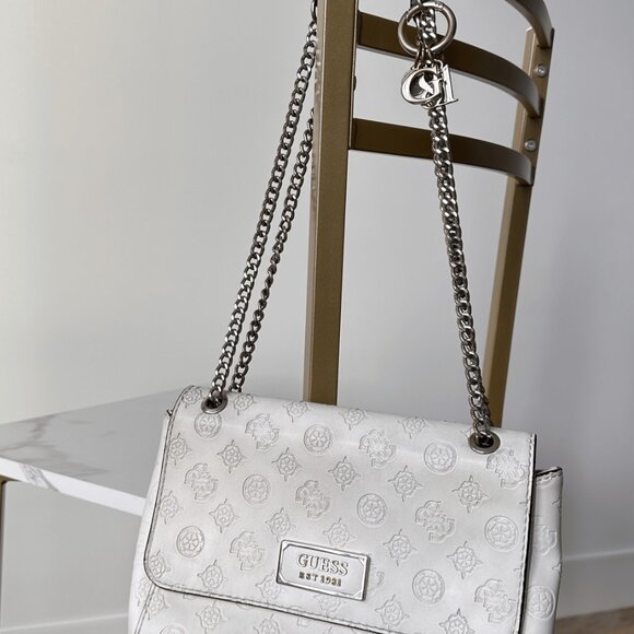 GUESS White Embossed Logo Shoulder Bag with Chain Strap - Picture 4 of 5